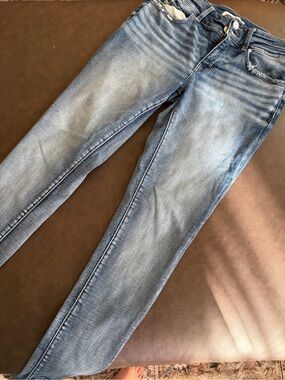 BKE Buckle Women’s Light Wash Skinny Jeans 29x31 Stretch Denim